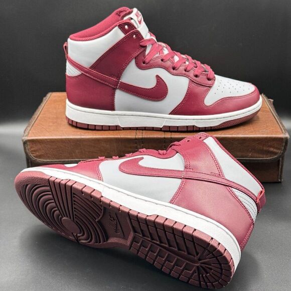 Nike Dunk High 'Dark Beetroot' - Picture 5 of 12